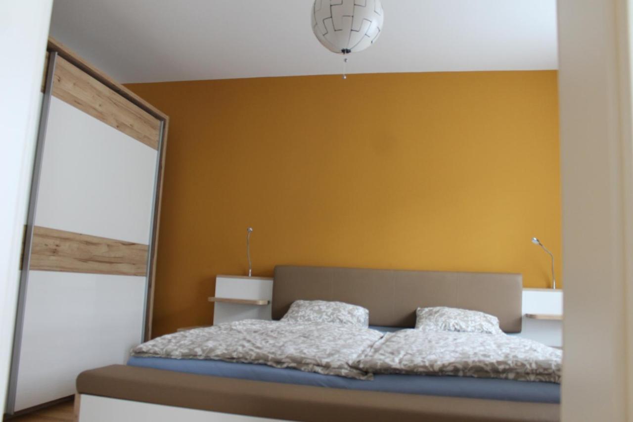 شقة Spacious, Modern 1-Bdrm Apt Near Vic & Austria Ctr فيينا المظهر الخارجي الصورة